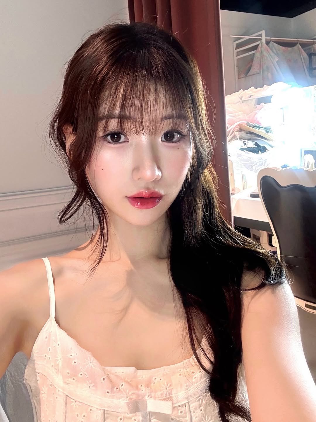 Photo by 이로아 on June 17, 2025. May be an image of 1 person and slip.