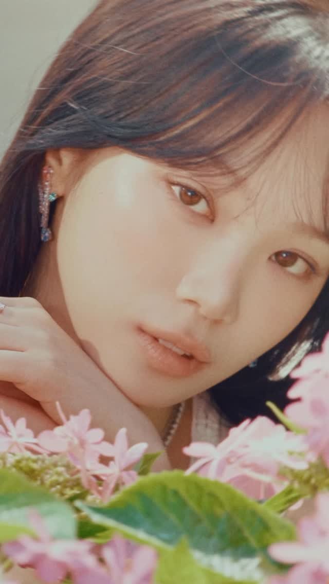 _chaechae_1 게시물 이미지: Spring Whisper ​

Swarovski Korea Ambassador...