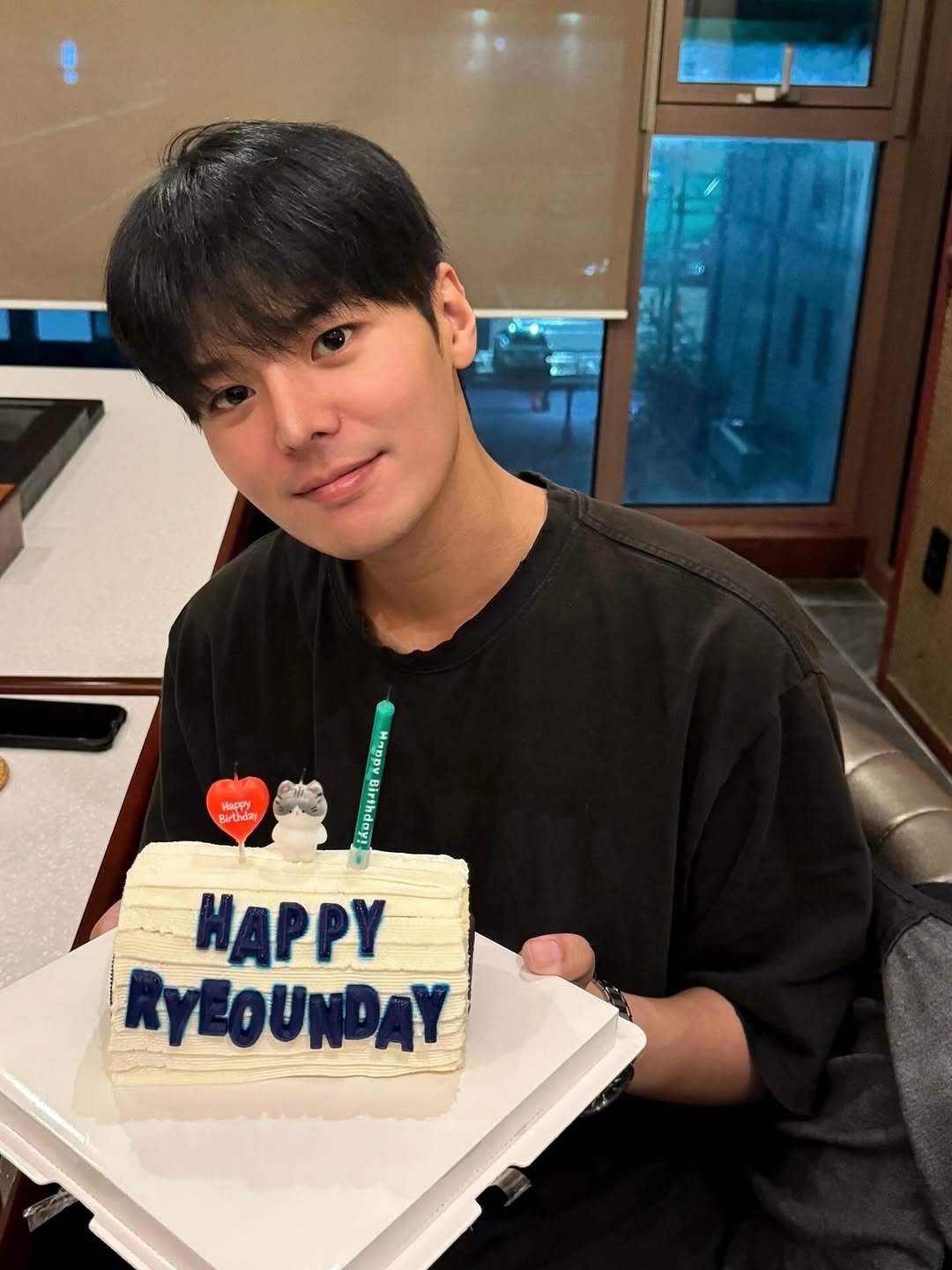 _ryeoun 게시물 이미지: ❤️