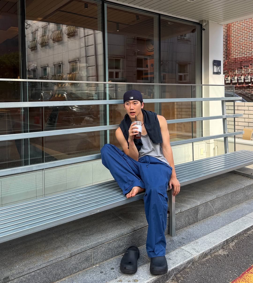 ahn__jiho 게시물 이미지: 덥다 더워 덥다