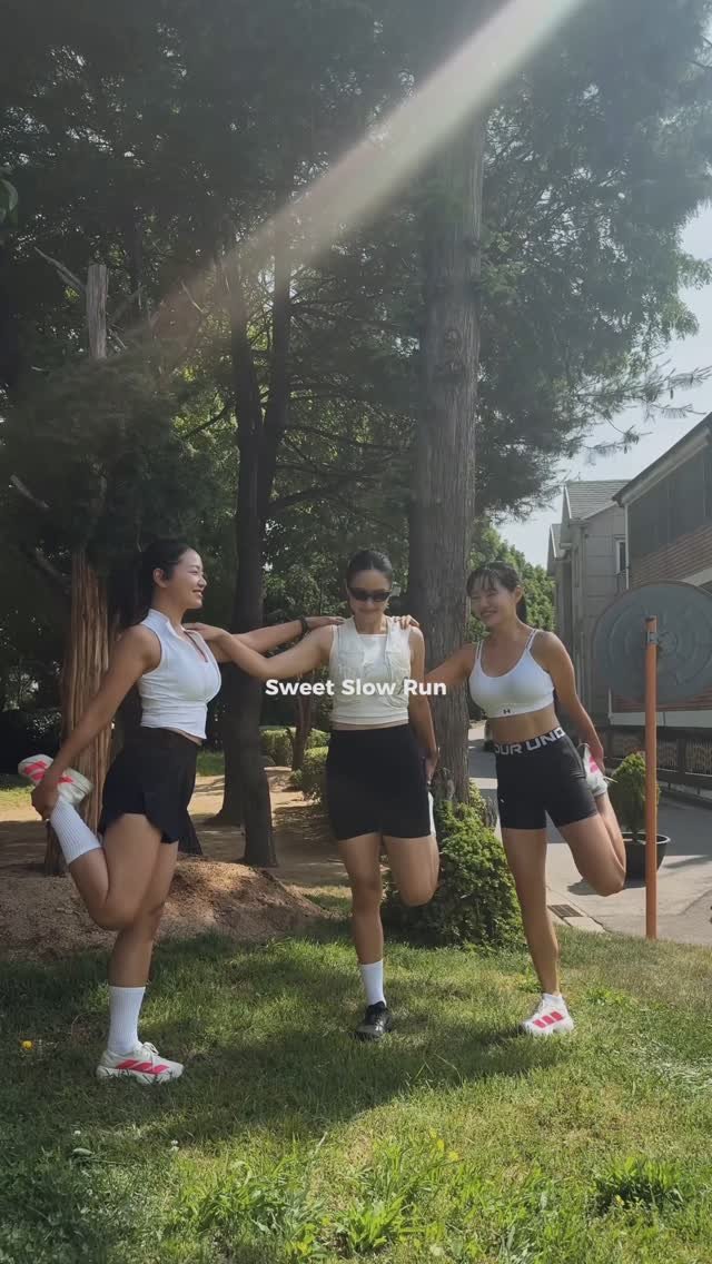 ch.yoooon 게시물 이미지: 마음의 속도가 비슷한 친구들과, 천천히 즐겁게 slow...