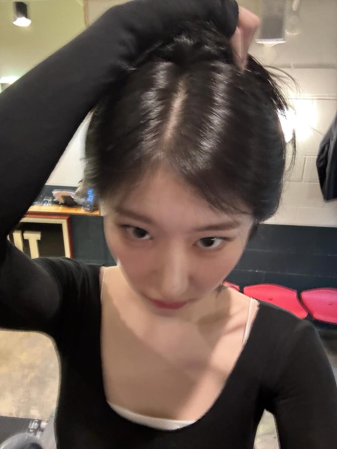 Photo by CHAERYEONG on November 19, 2025. May be an image of one or more people, braids and text.