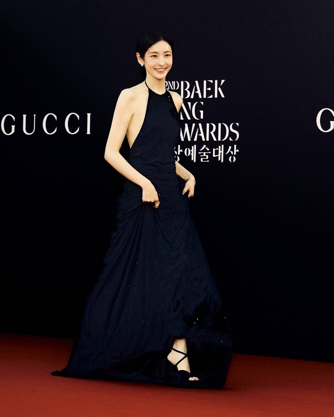 cosmopolitankorea 게시물 이미지: #제작비지원 
이탈리아 럭셔리 브랜드 구찌(Gucci)가 4년 연속 백상과 함께하고...