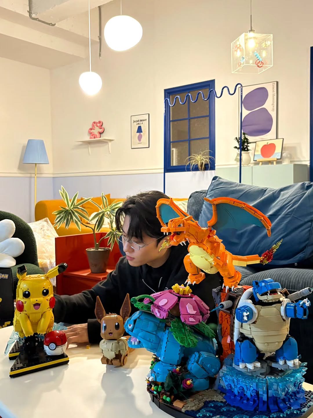 dex_xeb 게시물 이미지: .
WITH LEGO
