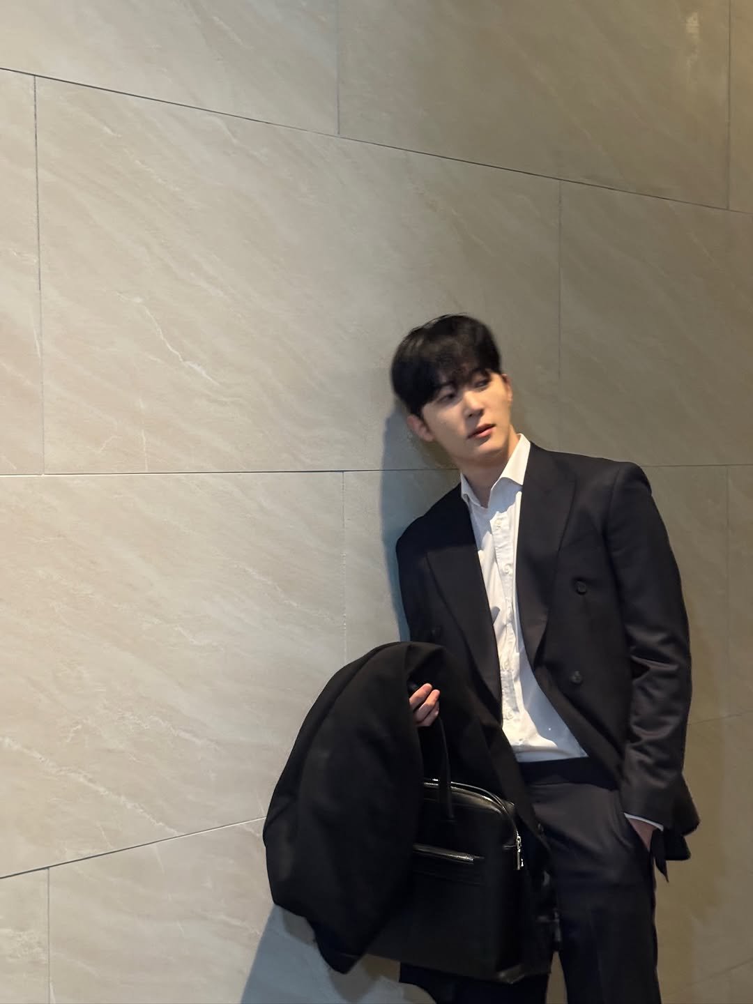 donghokook 게시물 이미지: 👨🏻‍💻