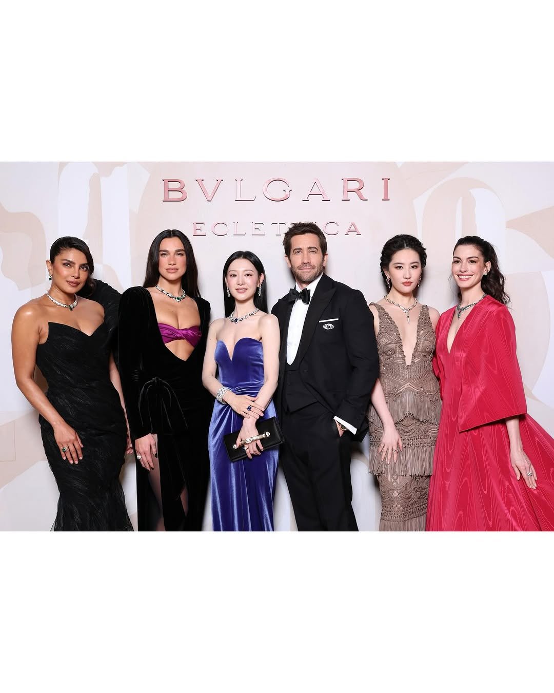 geewonii 게시물 이미지: 불가리 에클레티카💙❤️
With Bvlgari Eclettica High-End...