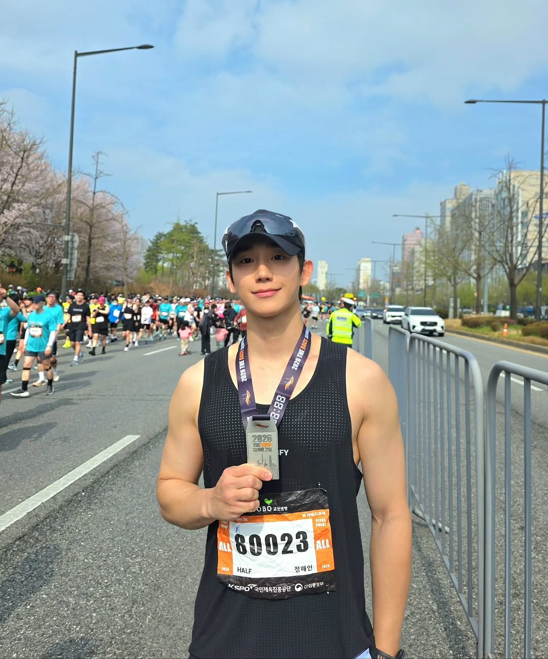 holyhaein 게시물 이미지: 2026 더 레이스 서울 21K
교보로런

인생 첫 하프 마라톤 대회 완주!
응원해...