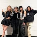 its_black_and_its_pink 프로필 사진