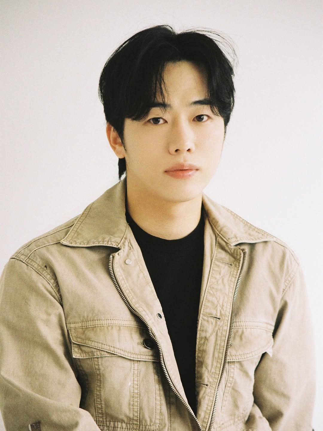 lesophi_100k 게시물 이미지: 26년 새로운 프로필 촬영했습니다
원장인데 약간 찌질베이같이 나왔지만 나름...