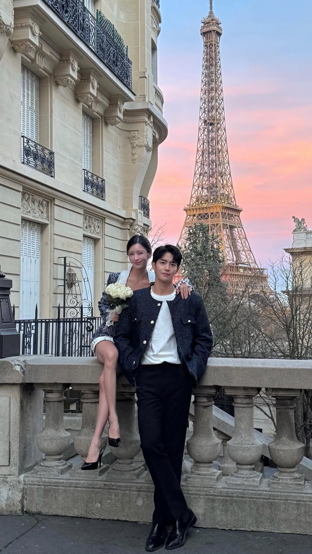 lloveeely 게시물 이미지: 행복했던 허니문 끝 🥺♥️
이 영상에서 킬포를 찾으시오.. 

#예순지순허니문...