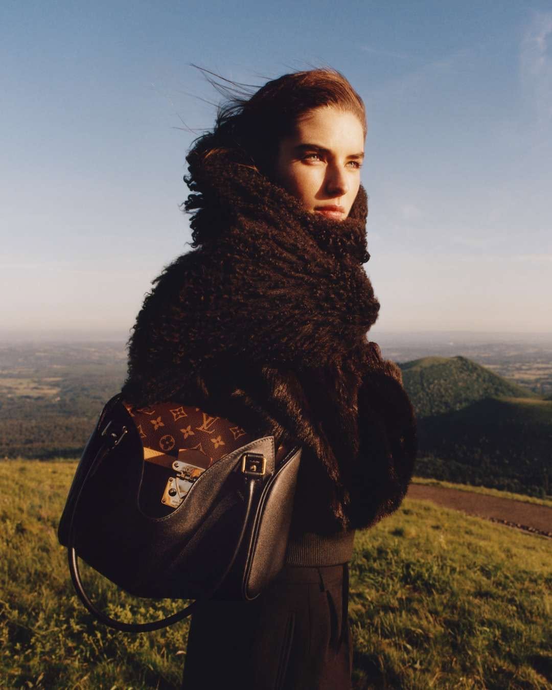 louisvuitton 게시물 이미지: Tracing new ground. Building on Louis...