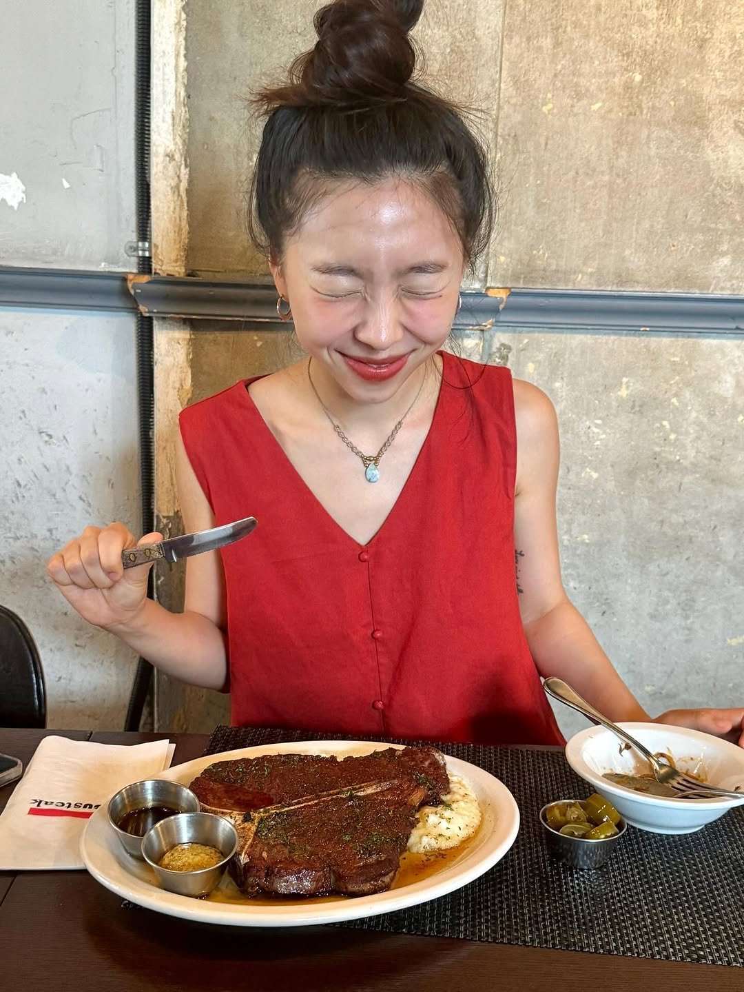 Photo shared by 맑음요가☘️ on August 08, 2025 tagging @eggka_official, and @ragusteak. May be an image of 1 person, steak, ossobuco and text.