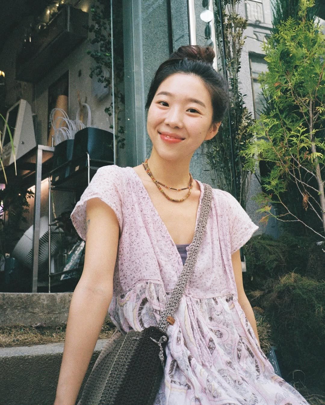 Photo shared by 맑음요가☘️ on June 02, 2025 tagging @_momerang. May be an image of 1 person, hair, sundress and text.