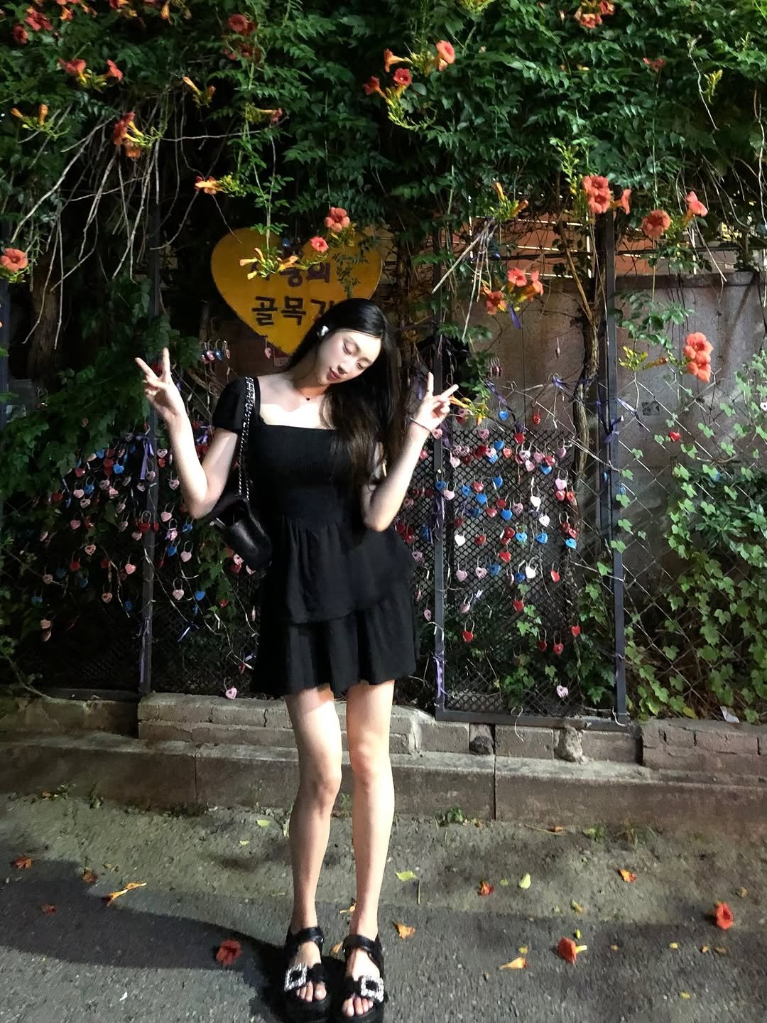 Photo by 장진원 JINWON on August 06, 2025. May be an image of 1 person, miniskirt and text.