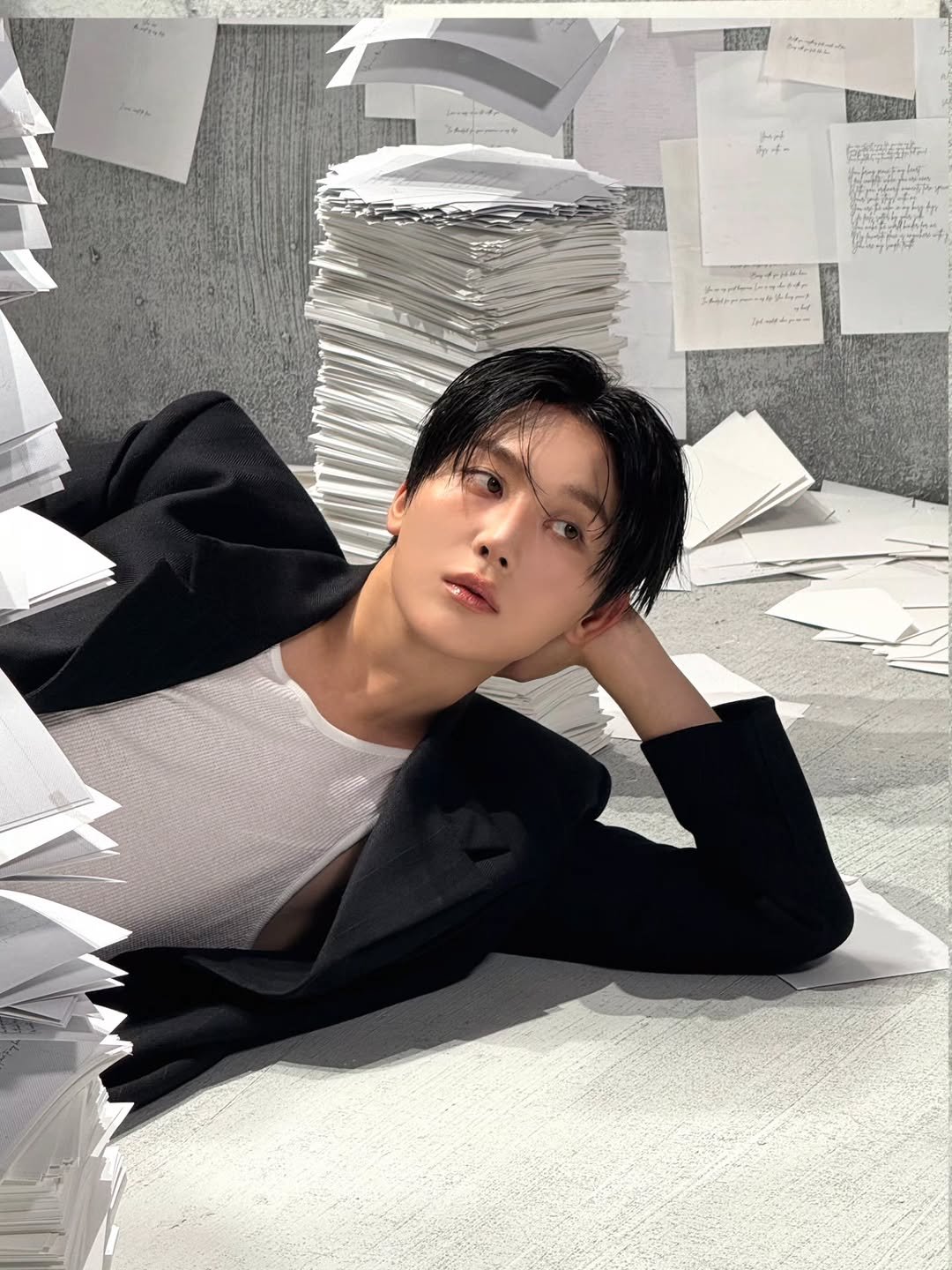 Photo by 승관 SEUNGKWAN on December 24, 2025. May be an image of text.