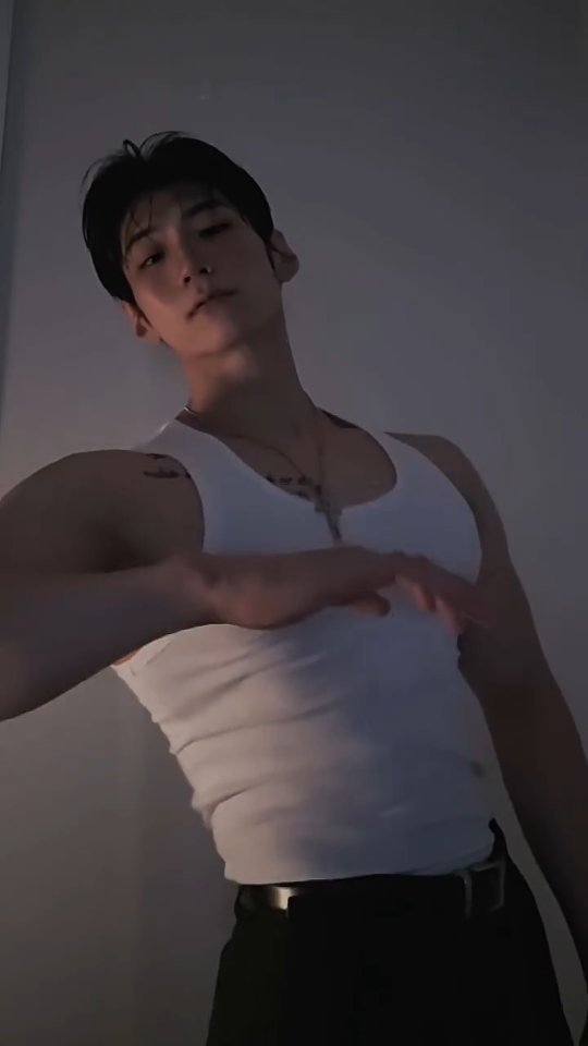 qkrgktkxks 게시물 이미지: 죄송합니다 딱한번만 더 해보겠습니다