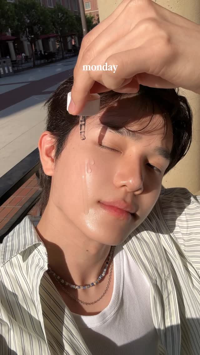 sasunwxxng 게시물 이미지: 7일만에 피부 광 부자가 되었습니다..☀️

바로바로 윤기+모공+결 트리플케어가...