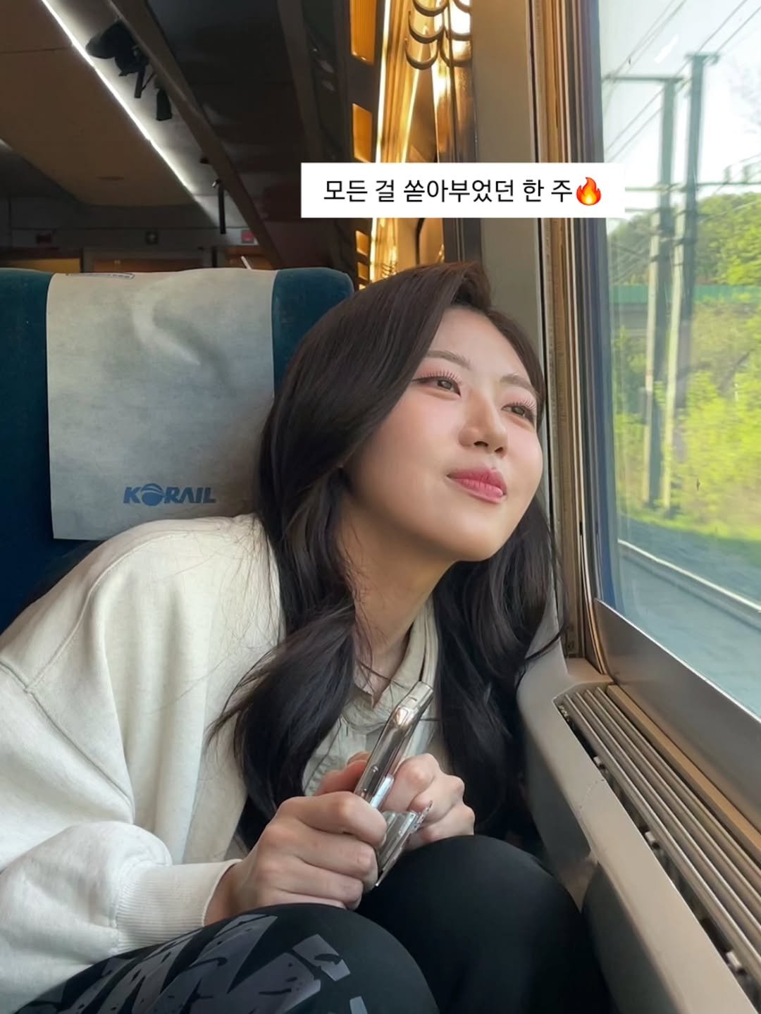 simoring_ 게시물 이미지: 시간을 되돌린다고 해도 
뭔가 더 할 수 있었을 거라는 생각은 들지 않기...