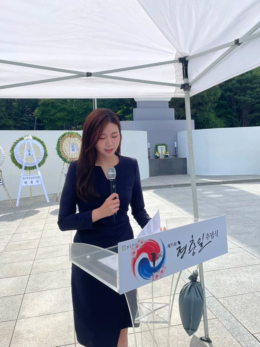 simoring_ 게시물 이미지: 우리는 늘 앞으로 나아가는 데 익숙합니다. 
더 빨리, 더 높이, 더 멀리 가기...