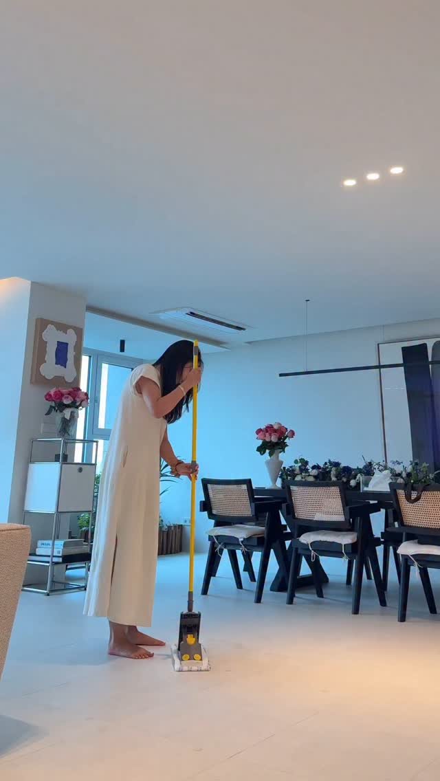 sjingg_ 게시물 이미지: 여름에 집안이 꿉꿉해지는 걸 어디서 제일 많이 느끼세요?
저는 끈적이는...