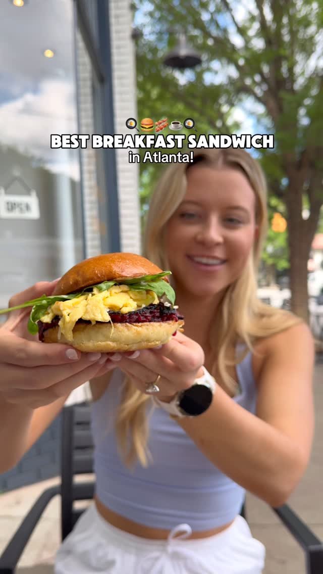 theatlantaguide 게시물 이미지: BEST BREAKFAST SANDWICH 🍳🥓🍔☕️
I finally tried...