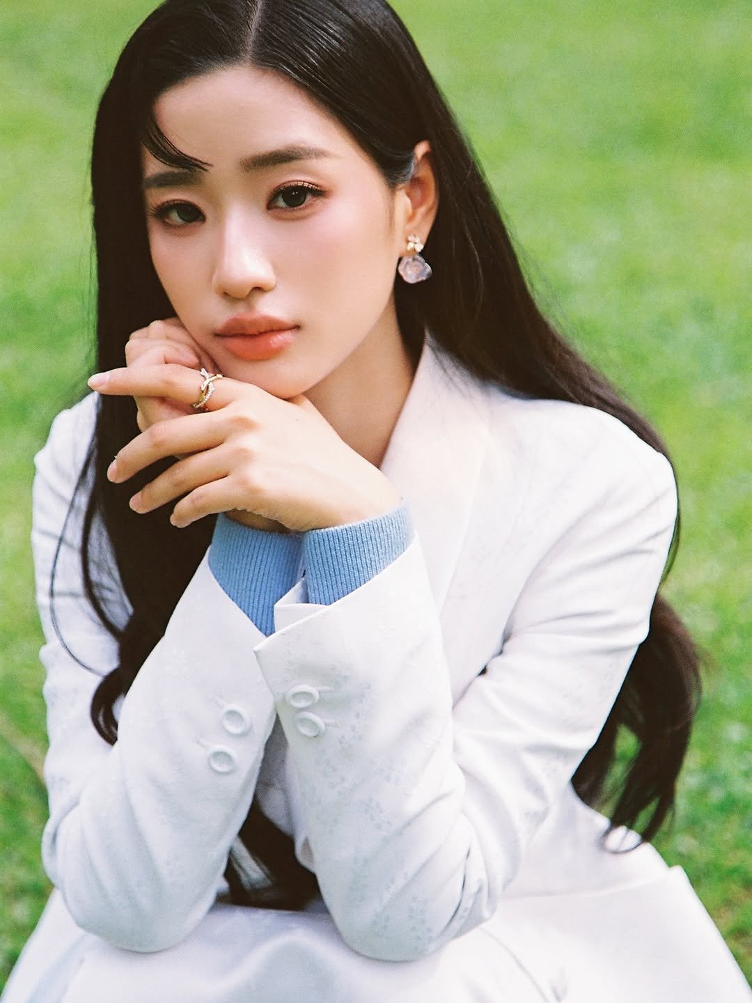 Photo shared by ตู / t u on November 27, 2025 tagging @dior. May be an image of one or more people, hair and text.