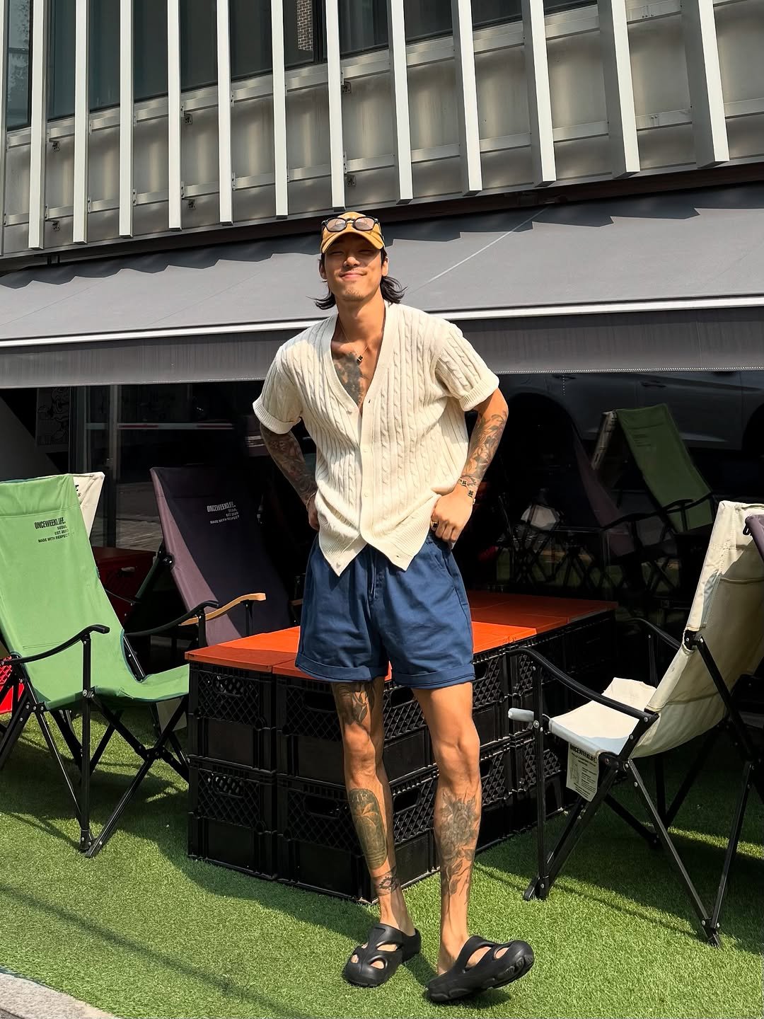 Photo shared by 비 르 on June 16, 2025 tagging @virstyle.kr. May be an image of 1 person, wingtip shoes and eyewear.