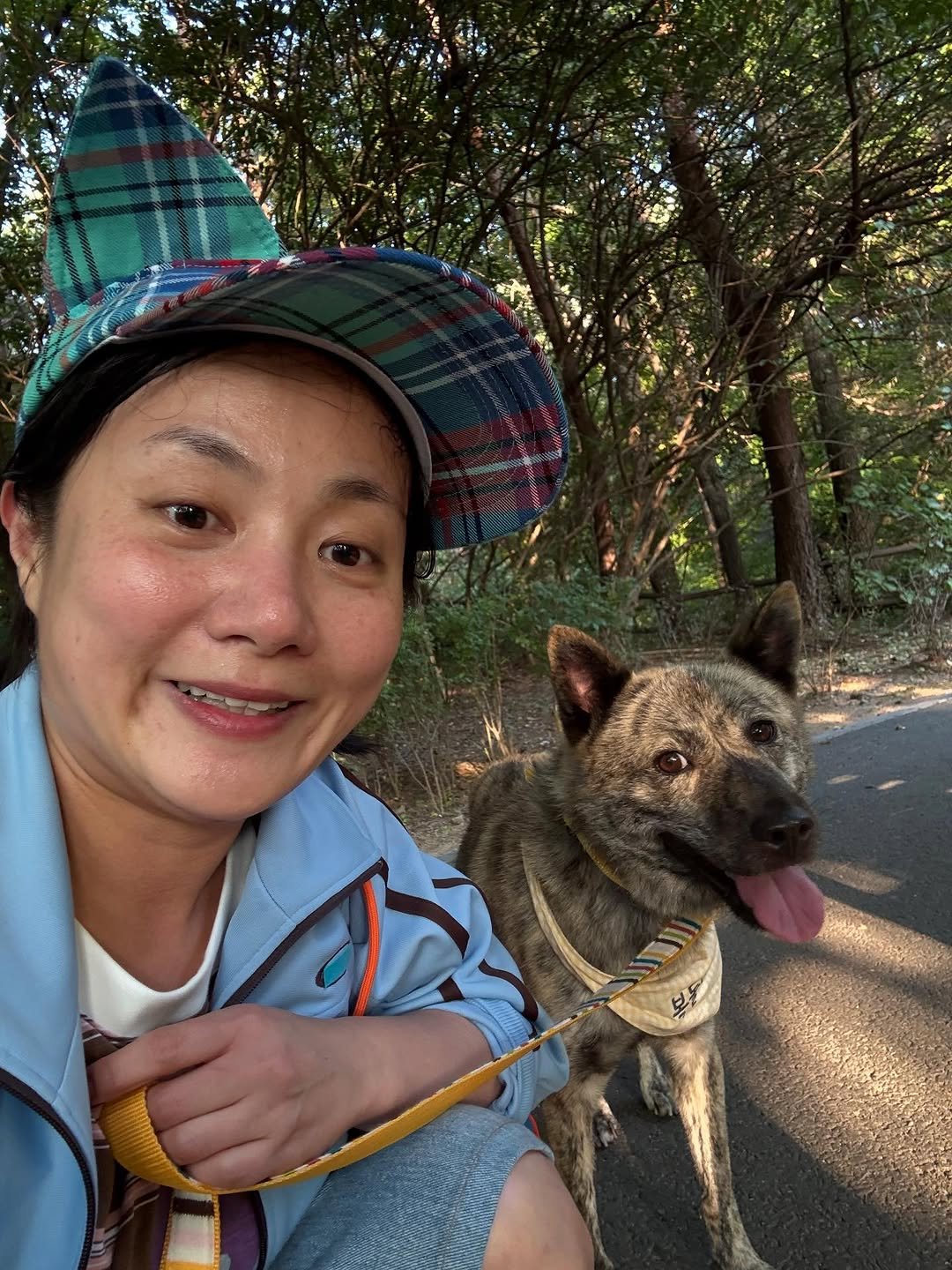 Photo by 나래 박 on November 22, 2025. May be an image of park and text.