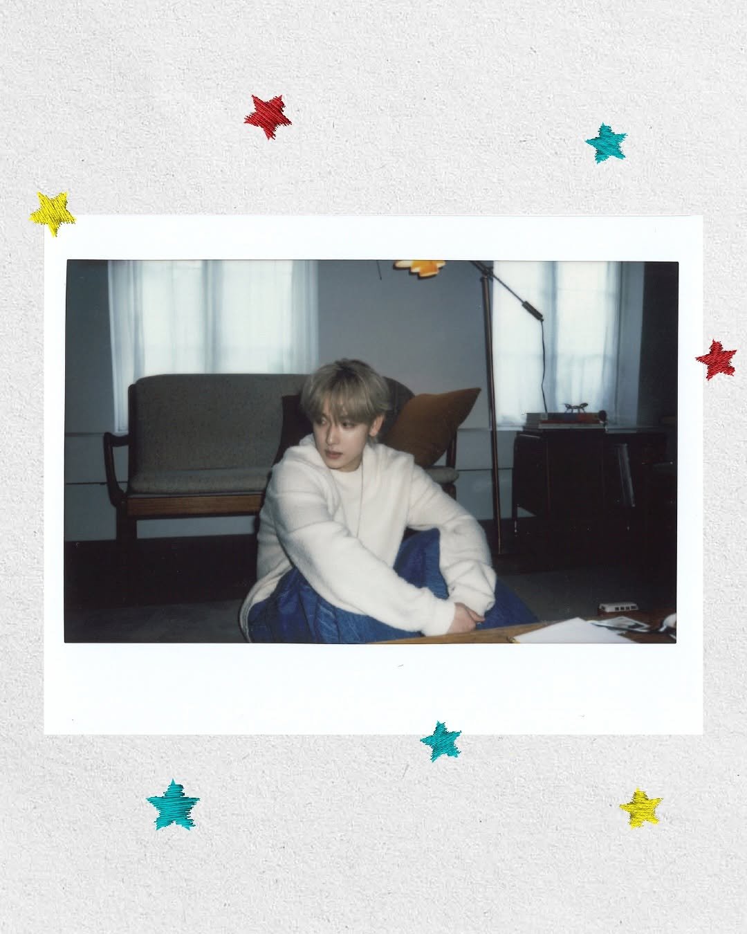 Photo by SMArt on November 30, 2025. May be an image of one or more people, bangs, blonde hair, polaroid and turtleneck.